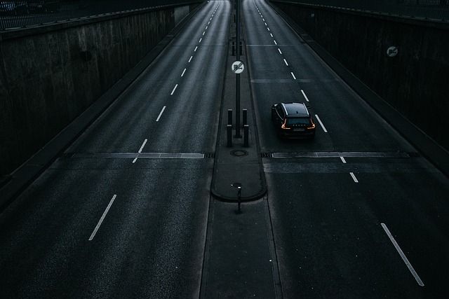 auto na silnici